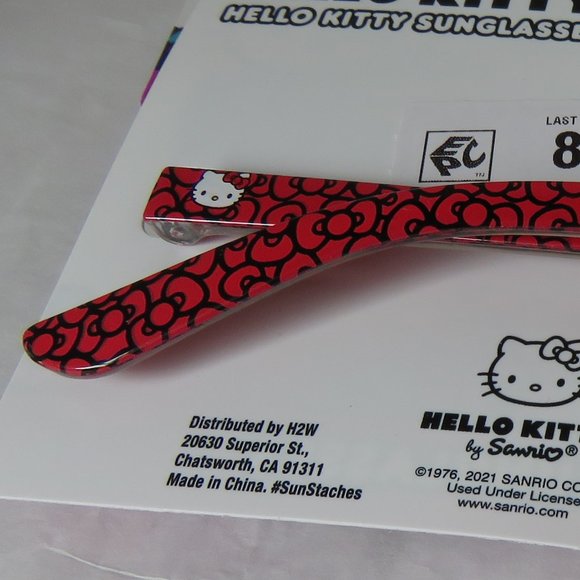 Hello Kitty Girls Butterfly Sunglasses - Picture 7 of 10